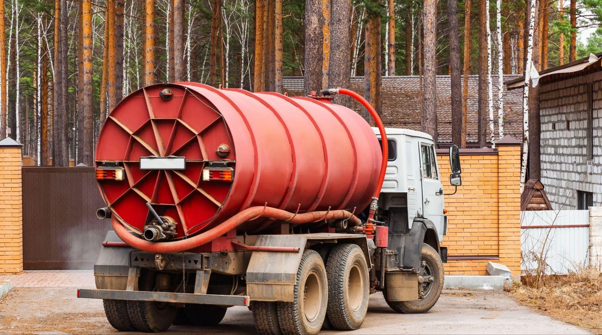 Di An septik tank pompalama hizmeti - VinaTek Çevre Şirketi
