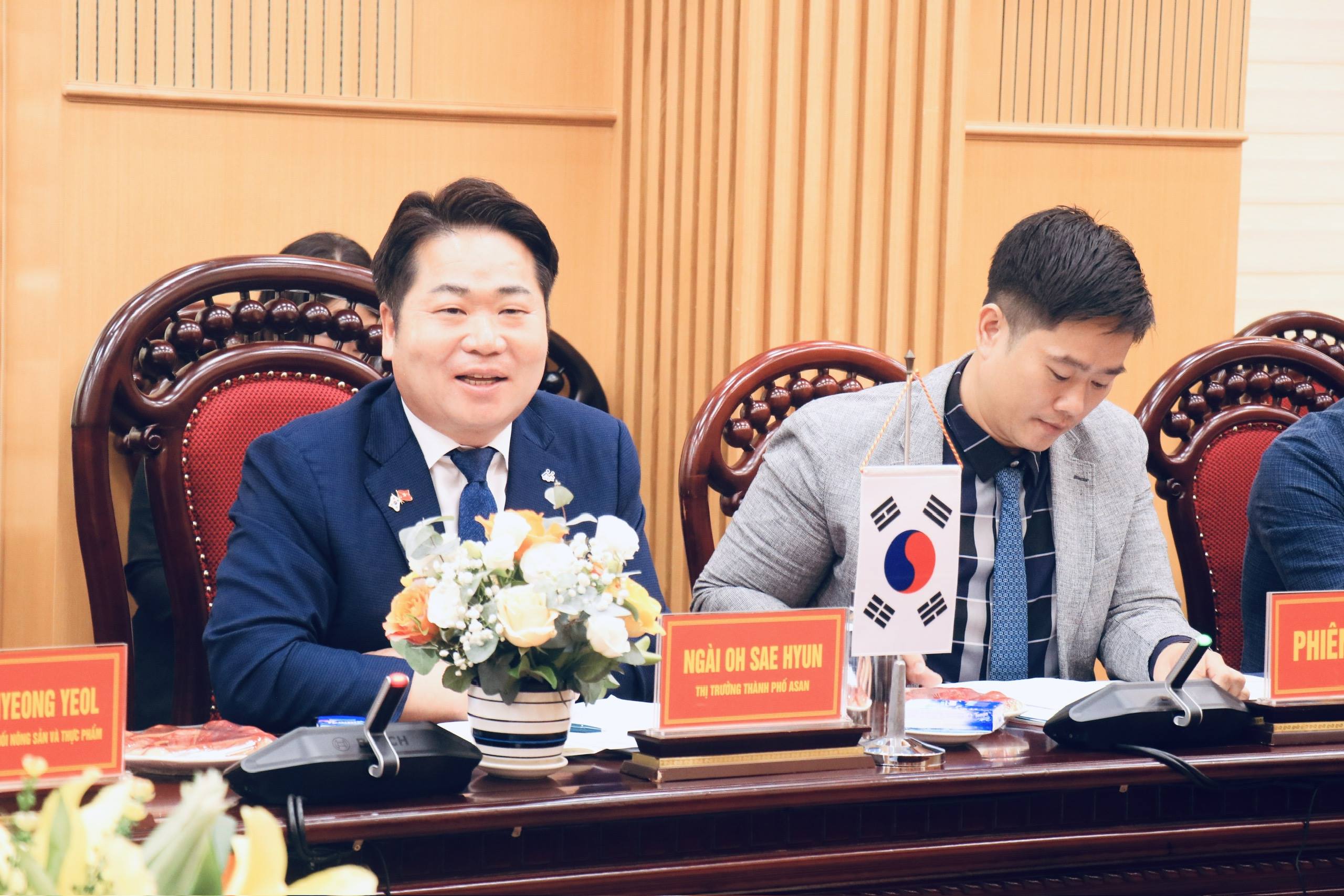 میں آپ پر یقین کرتا ہوں۔