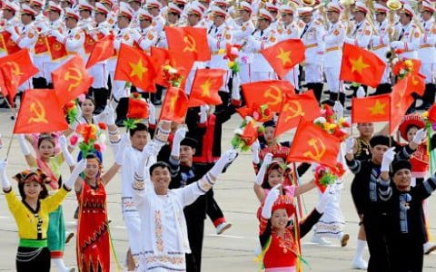 Skapa starka förändringar i uppbyggnaden och utvecklingen av vietnamesisk kultur och människor för att möta kraven på hållbar nationell utveckling.