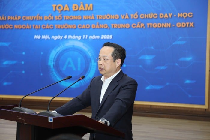 Hanoi främjar digital transformation och undervisning i främmande språk inom yrkesutbildningen - Foto 1. Hà Nội thúc đẩy chuyển đổi số và dạy học bằng tiếng nước ngoài trong giáo dục nghề nghiệp- Ảnh 1.