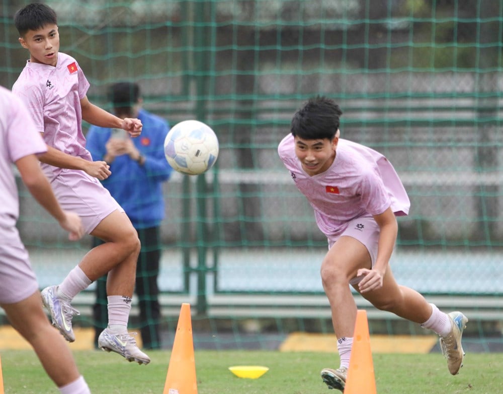 U17 វៀតណាមត្រៀមខ្លួនទៅហ្វឹកហាត់នៅជប៉ុន - រូបថត ៣