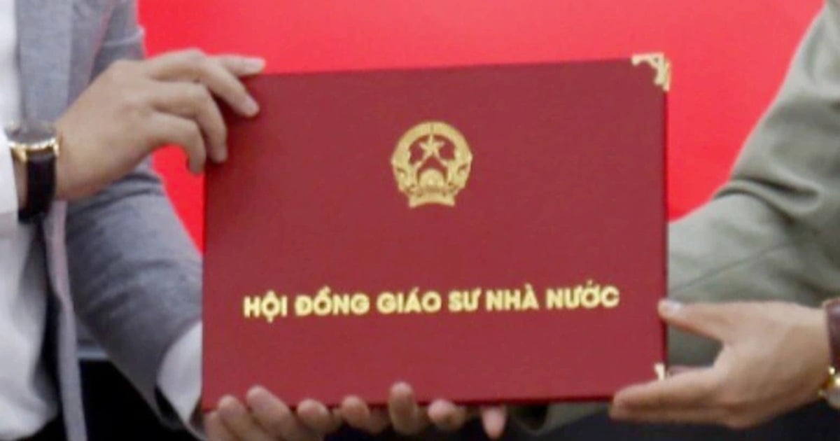 Một xã có 5 người được công nhận đạt chuẩn giáo sư, phó giáo sư năm 2025