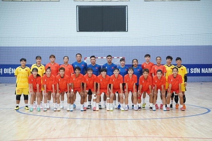 Vietnamský ženský futsalový tým vstupuje do tréninkového období a připravuje se na SEA Games 33 - foto 1
