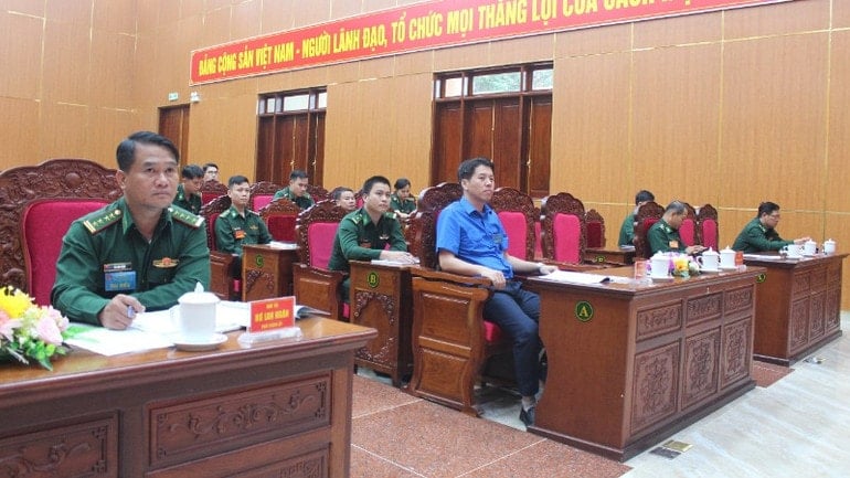 ບັນດາຜູ້ແທນເຂົ້າຮ່ວມກອງປະຊຸມ. img-0647-8317.jpg