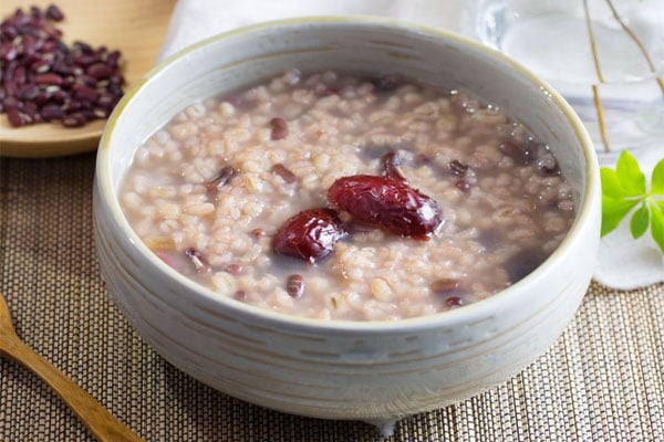 4 món cháo thuốc giúp phòng rối loạn tiêu hóa do lạnh- Ảnh 2.