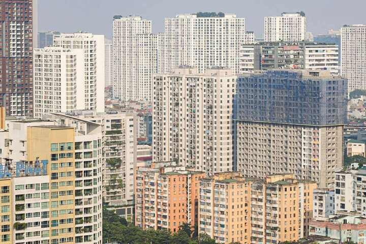 Most transactions in the real estate market are currently by investors. (Illustration photo: Minh Duc).