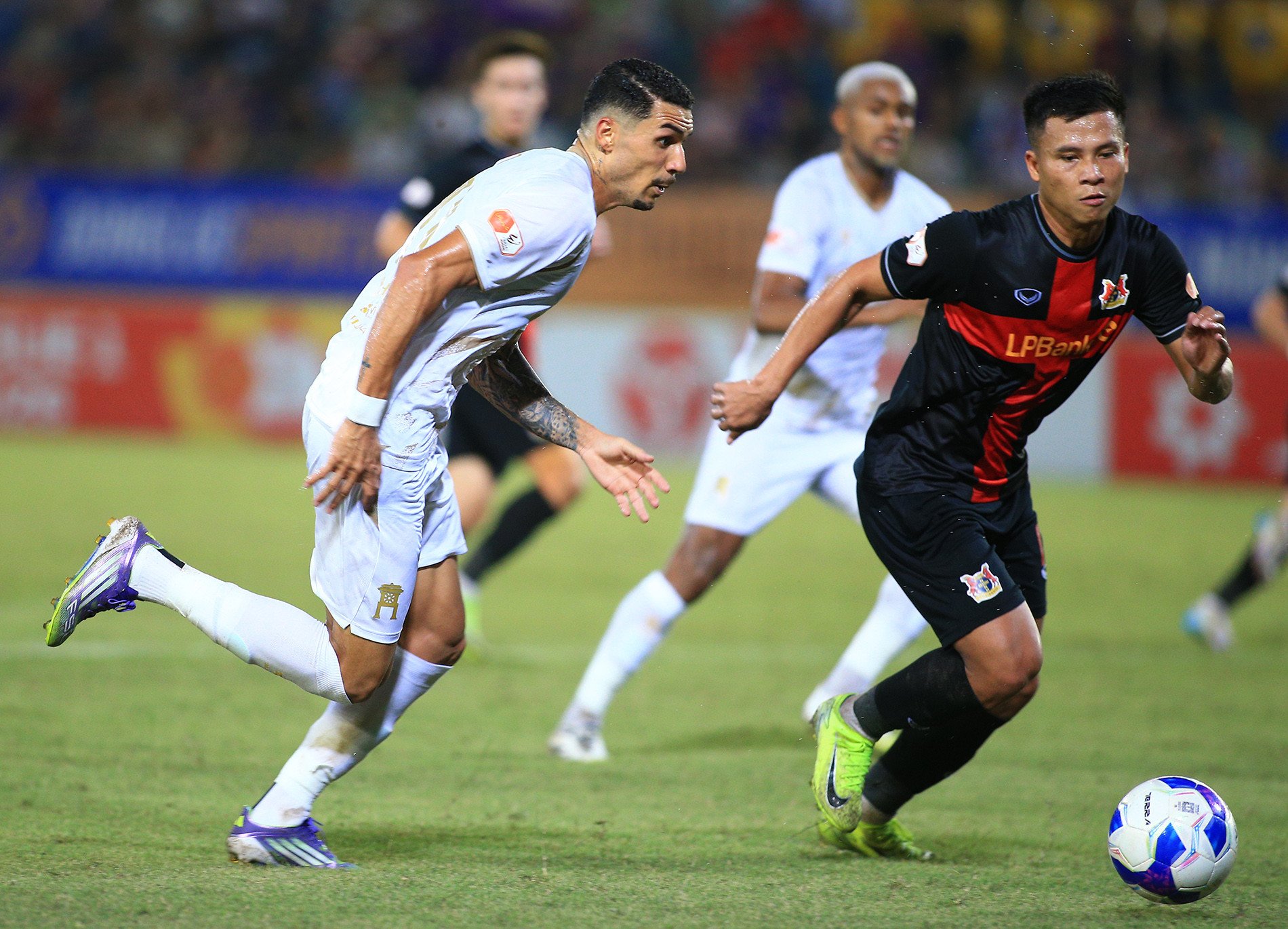 ហាណូយ នីញប៊ិញ ៥.JPG