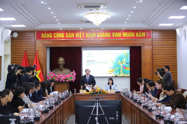 Vietnams filmfestival: Bekräftar den vietnamesiska filmens mod och strävan på den internationella integrationsresan - Foto 1. Liên hoan Phim Việt Nam: Khẳng định bản lĩnh và khát vọng của điện ảnh Việt Nam trong hành trình hội nhập quốc tế - Ảnh 1.