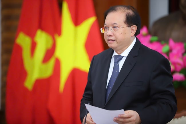 Vietnams filmfestival: Bekräftar den vietnamesiska filmens mod och strävan på den internationella integrationsresan - Foto 2. Liên hoan Phim Việt Nam: Khẳng định bản lĩnh và khát vọng của điện ảnh Việt Nam trong hành trình hội nhập quốc tế - Ảnh 2.