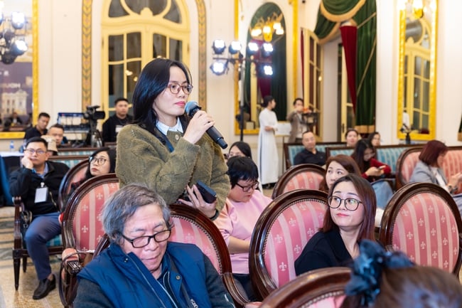 Når Hanoi operahus forteller historier med lys og lyd – Bilde 6. Khi Nhà hát Lớn Hà Nội kể chuyện bằng ánh sáng và âm thanh - Ảnh 6.