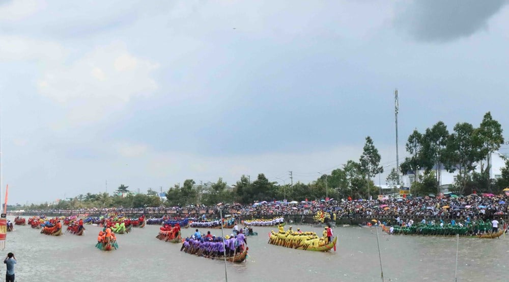 Course de bateaux des ONG à Can Tho en 2025 - photo 3