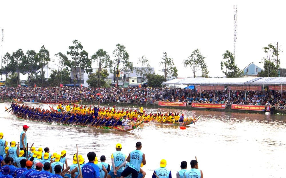 Course de bateaux des ONG à Can Tho en 2025 - photo 4