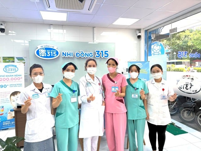 Trẻ ốm vặt không nên lạm dụng thuốc kháng sinh- Ảnh 2.