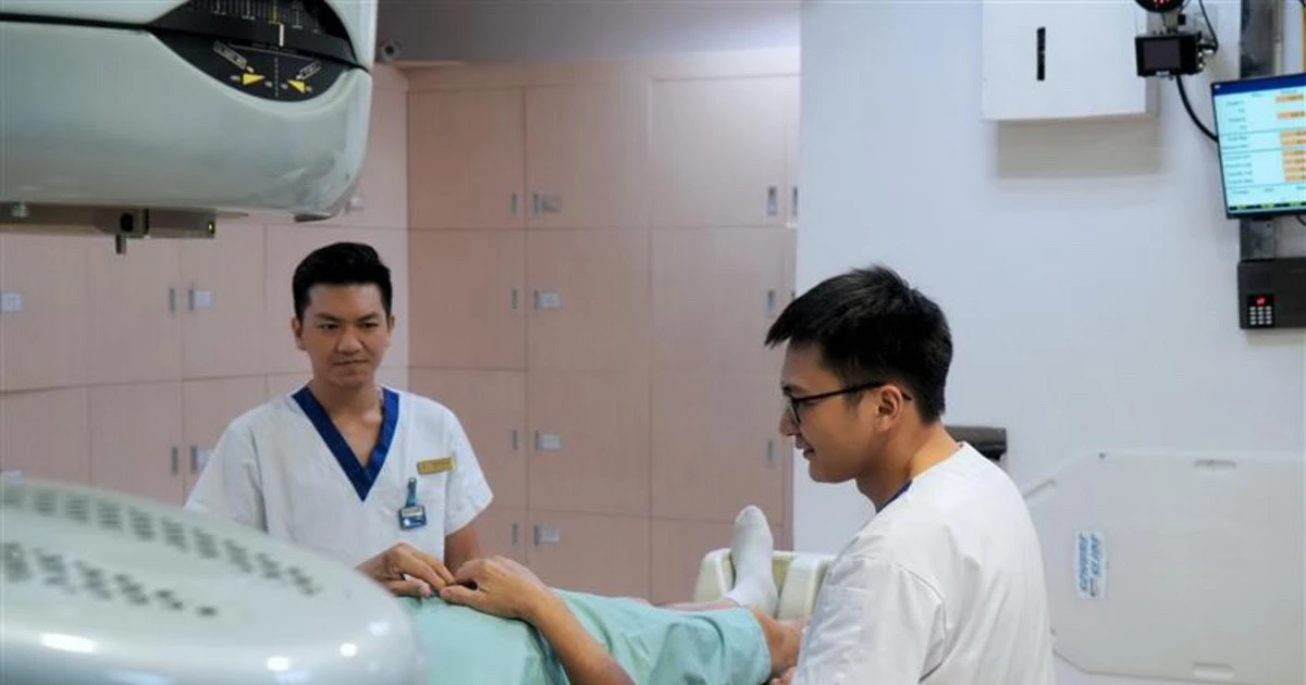 Vinmec điều trị thành công ung thư tiền liệt tuyến nhờ phác đồ xạ trị mới nhất