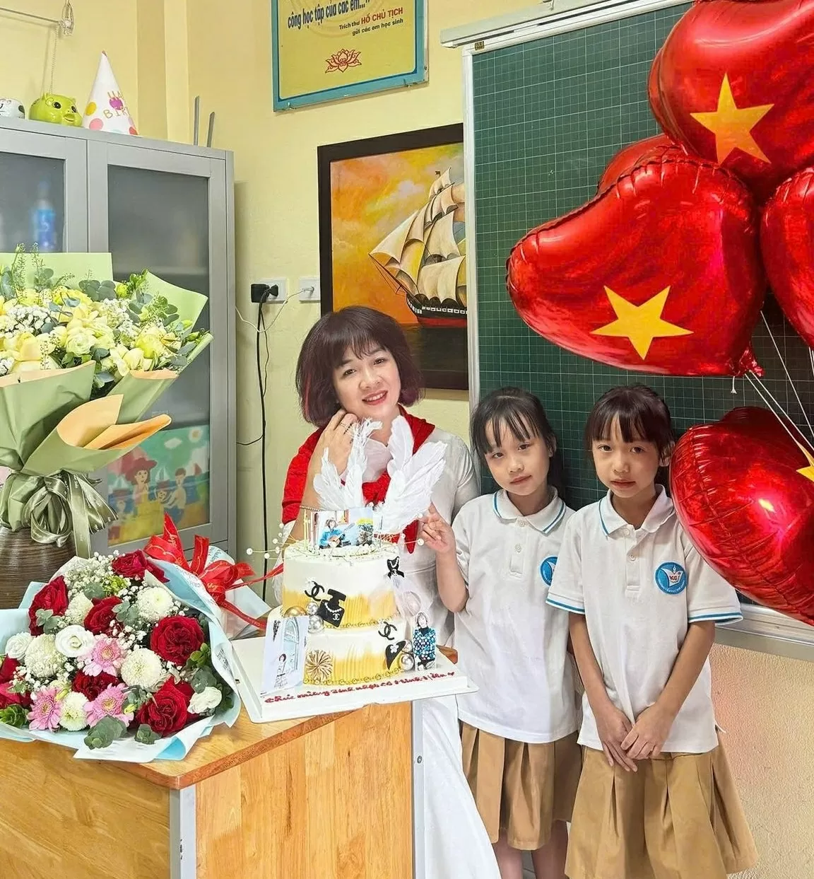 Zvyšování platů učitelů: Motivace pro učitele, aby si byli jisti svým povoláním Tăng lương giáo viên: Động lực để người thầy vững tâm với nghề