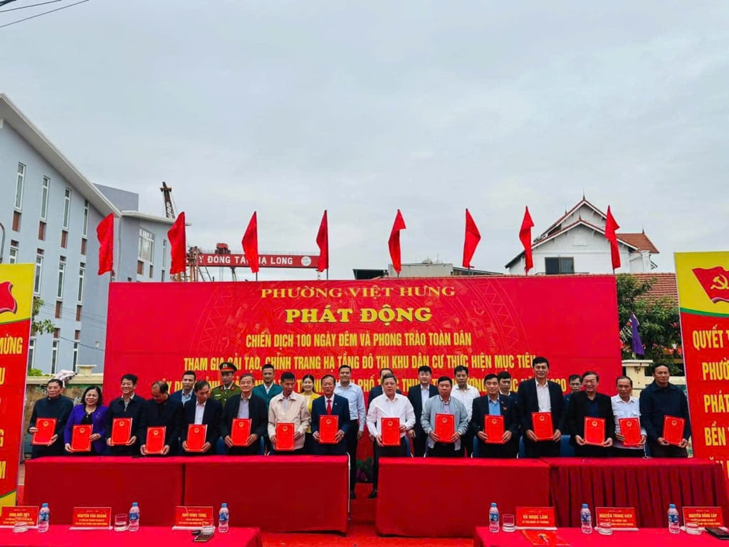 ভিয়েত হাং ওয়ার্ডের আবাসিক এলাকাগুলি ১০০-দিন-রাত্রি অভিযান এবং নগর অবকাঠামো এবং আবাসিক এলাকা সংস্কার ও সৌন্দর্যবর্ধনে অংশগ্রহণের জন্য গণআন্দোলন বাস্তবায়নের প্রতিশ্রুতি স্বাক্ষর করেছে।