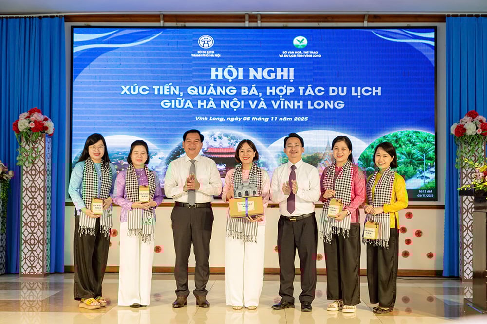 Hội nghị xúc tiến, quảng bá, hợp tác phát triển du lịch giữa Hà Nội và Vĩnh Long - Ảnh 5.