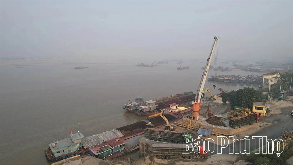 Những miền quê trù phú ven sông Hồng