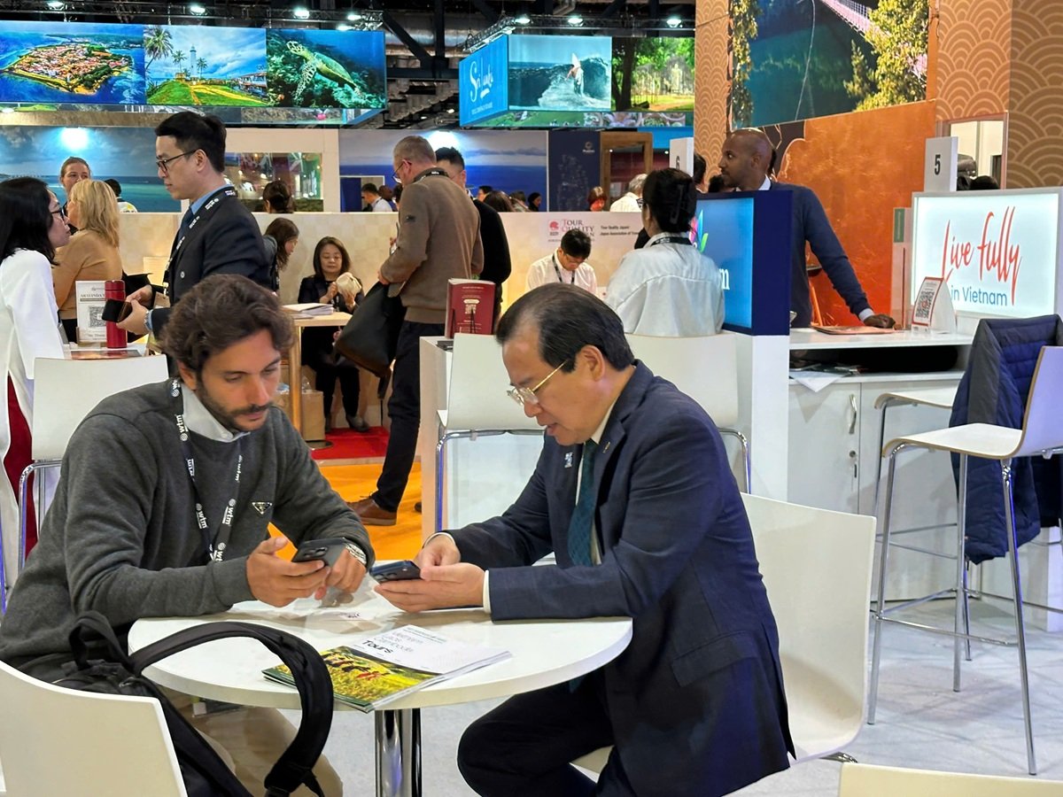 Du lịch Việt Nam hiện diện tại ngày hội du lịch lớn nhất thế giới - Ảnh 5.