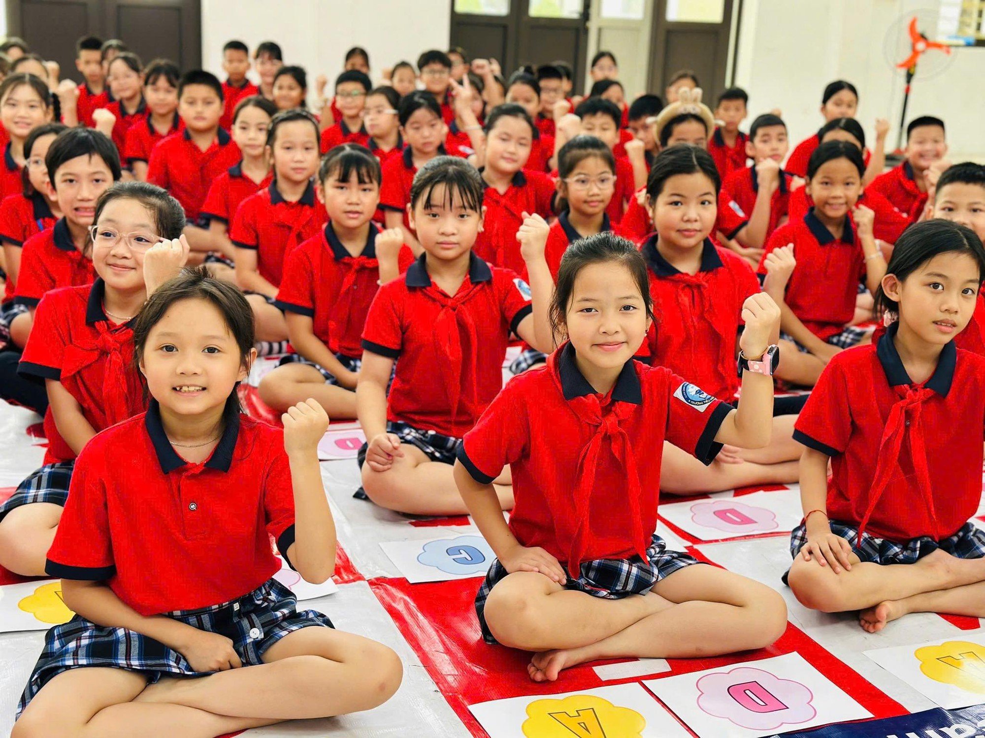 School Tour 2025 - Mầm xanh đến trường lan tỏa thông điệp sống xanh tới hơn 5.500 học sinh trên địa bàn TP. Hà Nội- Ảnh 1.