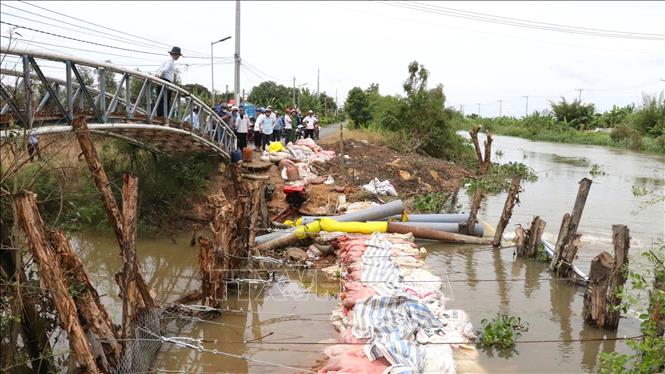 ຄຳບັນຍາຍຮູບພາບ