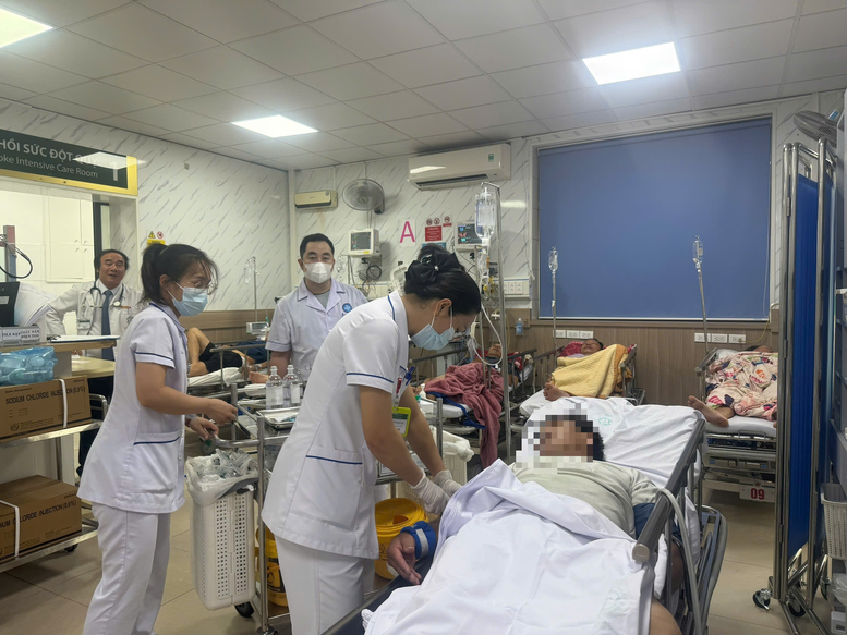 How can people best access generic drugs? - Photo 3. Làm thế nào để người dân tiếp cận được thuốc genenic một cách tốt nhất?- Ảnh 3.