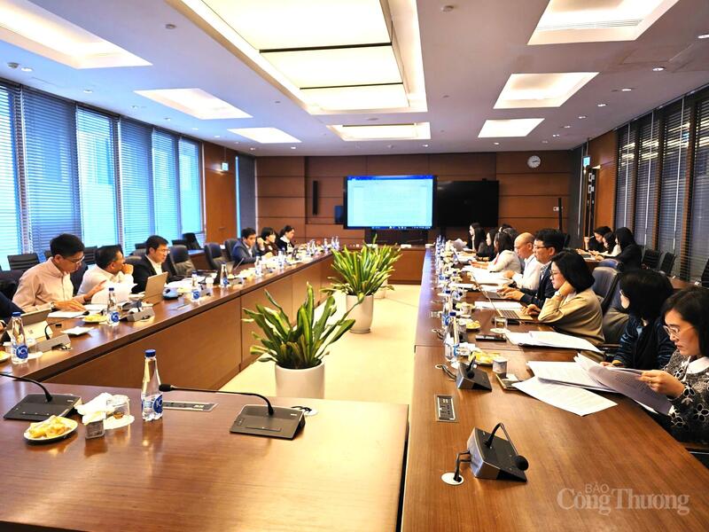 ទិដ្ឋភាពទូទៅនៃកិច្ចប្រជុំ។