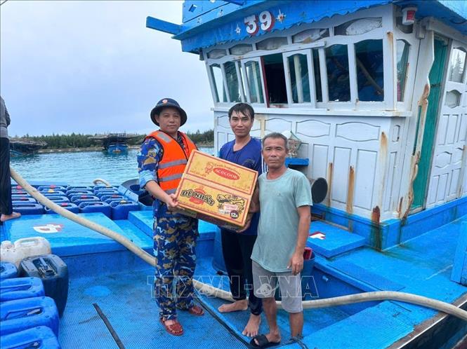 ຄຳບັນຍາຍຮູບພາບ