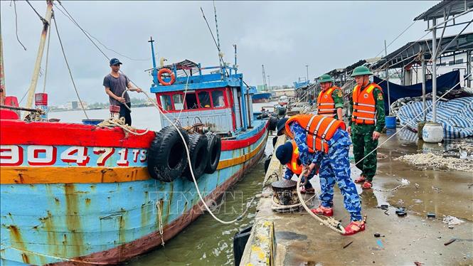 ছবির ক্যাপশন