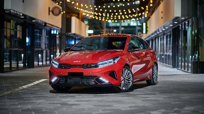 KIA K3 ປະກອບຢູ່ຫວຽດນາມ