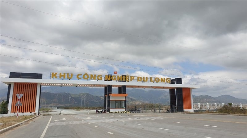 Průmyslový park Du Long v provincii Khanh Hòa čelí problémům se zásobováním vodou a přemístěním 110kV elektrického vedení.