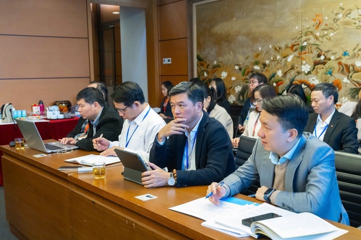 ការបោសសម្អាត Khai thông