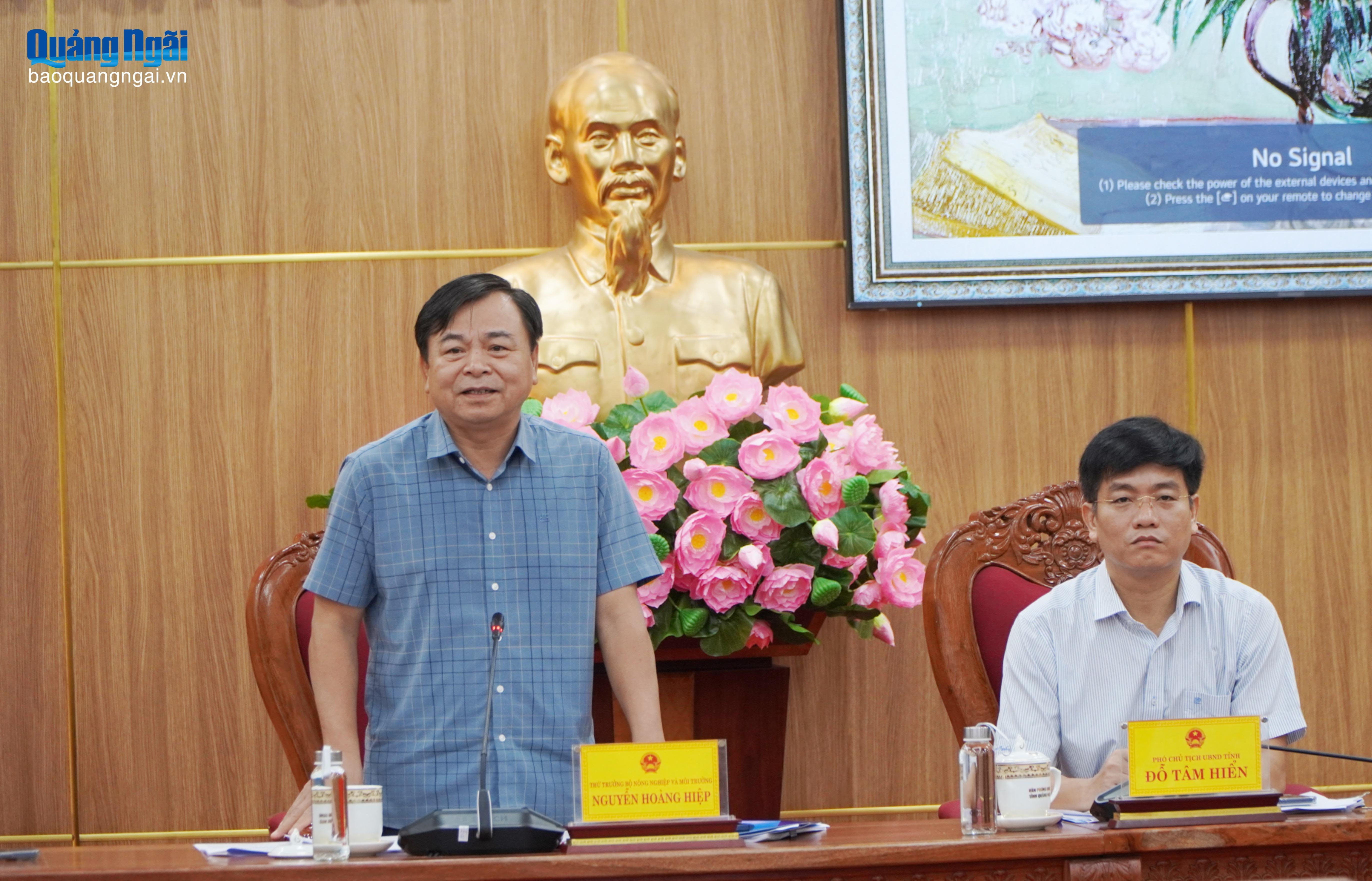 Báo và Phát thanh, Truyền hình Quảng Ngãi