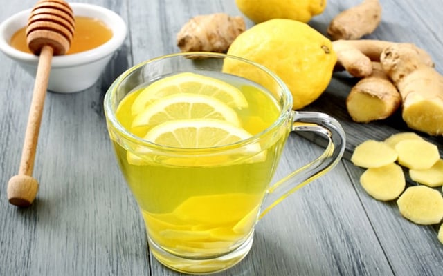 Minuman hangat untuk tidur yang lena pada hari hujan yang sejuk - Foto 1. Loại thức uống ấm cơ thể, ngủ ngon trong ngày mưa rét - Ảnh 1.