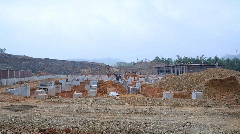 هماهنگی و تسریع فعال روند پاکسازی سایت برای پارک صنعتی دونگ وانگ.