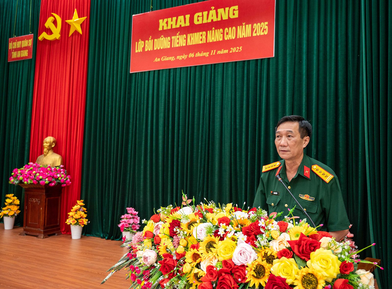 アンザン省軍におけるクメール語上級訓練クラス開講