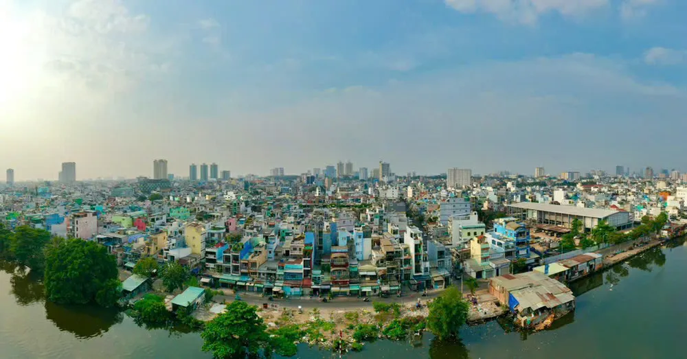 Un coin de rue à Hô Chi Minh-Ville. Photo : HOANG HUNG
