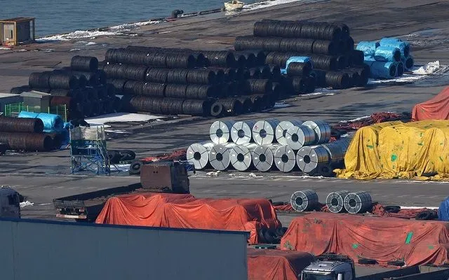 South Korea and the US are about to finalize trade and security agreements. Hàn Quốc và Mỹ sắp chốt thỏa thuận thương mại và an ninh