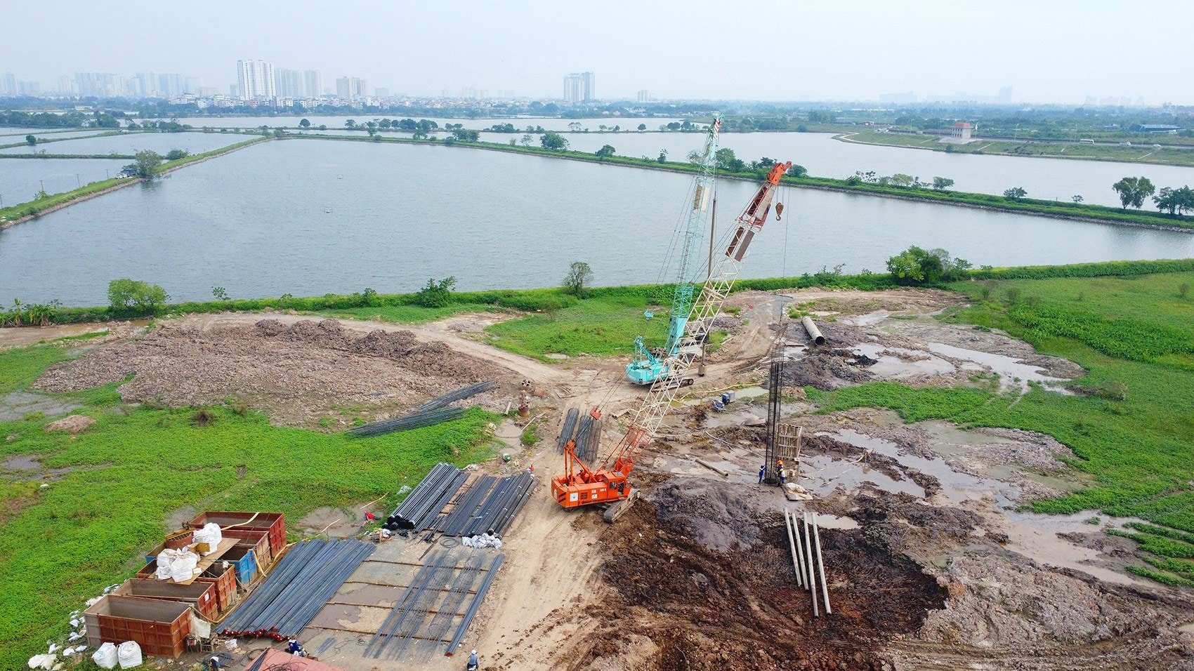 Perspektive der Kreuzung und der Route von oben.