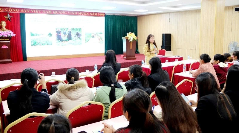 ការបណ្តុះបណ្តាលដើម្បីជួយដល់ស្ត្រីក្នុងការអភិវឌ្ឍសេដ្ឋកិច្ចសមូហភាព សហករណ៍ និងការកាត់បន្ថយភាពក្រីក្រ