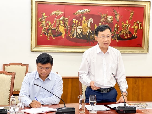 การทำให้เทศกาลวัฒนธรรมชาติพันธุ์จามเกิดขึ้นอย่างมีเอกลักษณ์ประจำชาติที่แข็งแกร่ง เผยแพร่จิตวิญญาณแห่งความสามัคคีอันยิ่งใหญ่ - ภาพที่ 5 Đảm bảo Ngày hội Văn hóa dân tộc Chăm diễn ra đậm đà bản sắc dân tộc, lan tỏa tinh thần đại đoàn kết - Ảnh 5.