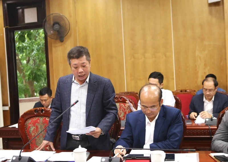 ຄະນະຜູ້ແທນເຮັດວຽກຂອງກະຊວງກະສິກຳ ແລະ ສິ່ງແວດລ້ອມ ໄດ້ເຮັດວຽກກັບແຂວງ ແທງຮ໋ວາ ກ່ຽວກັບການຕ້ານການຫາປາ IUU.