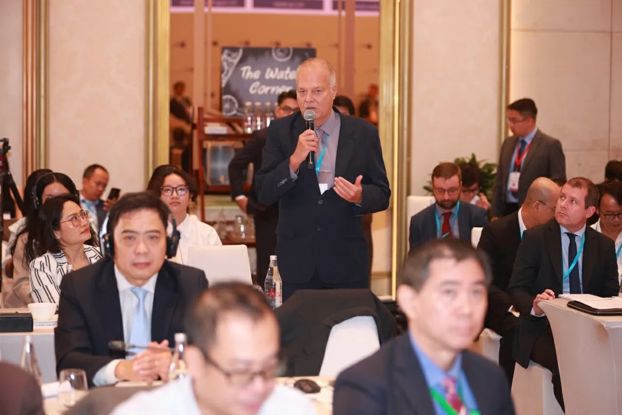 Den 17. Østsjøkonferansen: Deling av ansvaret for fred Hội thảo Biển Đông lần thứ 17: Chia sẻ trách nhiệm hướng tới hoà bình