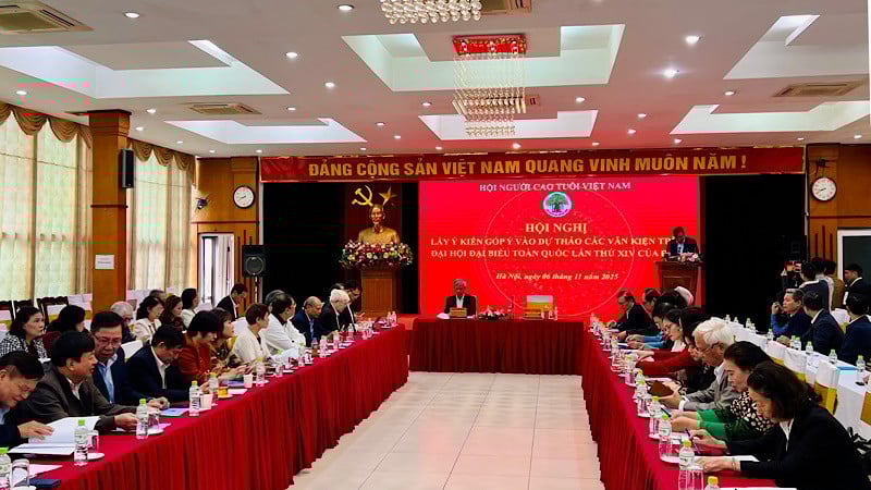 Gambaran keseluruhan persidangan untuk mengumpul ulasan mengenai draf dokumen untuk diserahkan kepada Kongres Kebangsaan Parti ke-14.