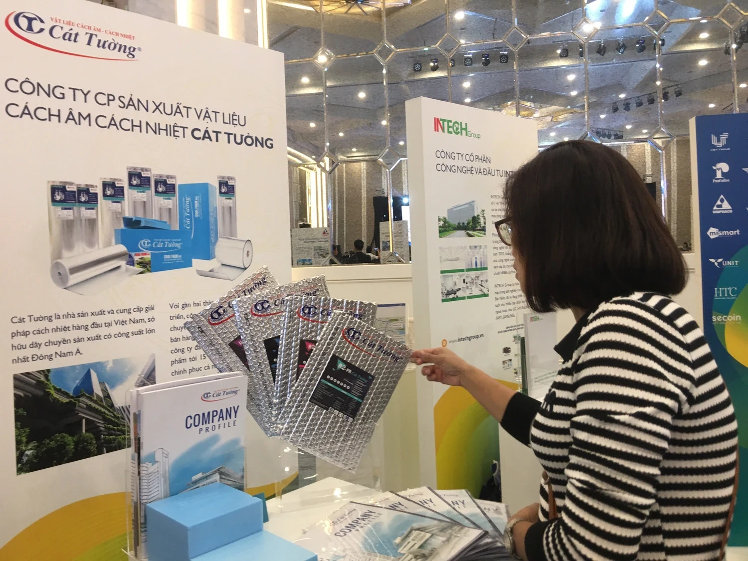 צרכנים מוציאים יותר מ-5.77 טריליון וונד על קניות ושירותים