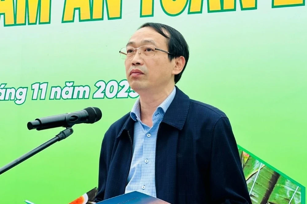 ٹرونگ وان کمیون میں محفوظ فوڈ مارکیٹ کا افتتاح