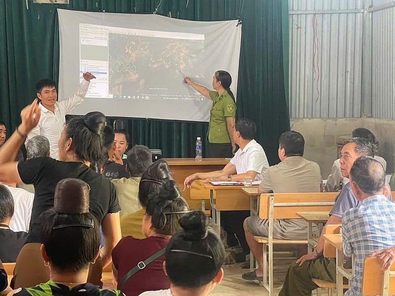 Na Son secara aktif menghalang kebakaran hutan pada musim kemarau Na Son chủ động phòng chống cháy rừng mùa khô