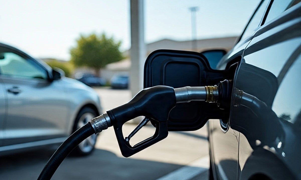 Update over de benzineprijzen vandaag, 6 november 2025, na de aanpassingssessie Cập nhật giá xăng dầu hôm nay 6/11/2025 sau phiên điều chỉnh