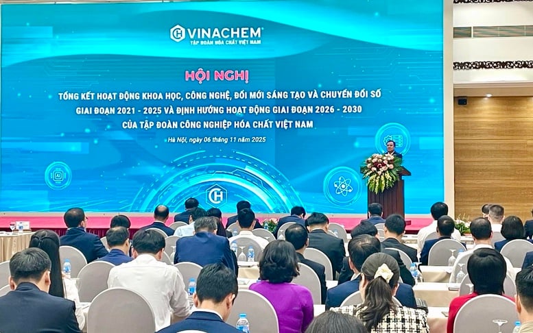 VINACHEM: Im Zeitraum 2026-2030 werden alle Projekte auf moderner, leistungsstarker und umweltfreundlicher Technologie basieren - Foto 1. VINACHEM: Giai đoạn 2026-2030, mọi dự án dựa trên công nghệ hiện đại, hiệu suất cao, thân thiện môi trường- Ảnh 1.