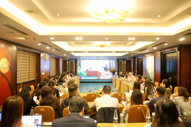 A Kulturális, Sport- és Turisztikai Minisztérium 2025-ben konferenciát szervezett a társadalomra nagy hatással lévő politikák jogi dokumentumok kidolgozása során történő kommunikációjáról - 5. kép. Bộ VHTTDL tổ chức Hội nghị truyền thông chính sách có tác động lớn đến xã hội trong xây dựng văn bản quy phạm pháp luật năm 2025 - Ảnh 5.